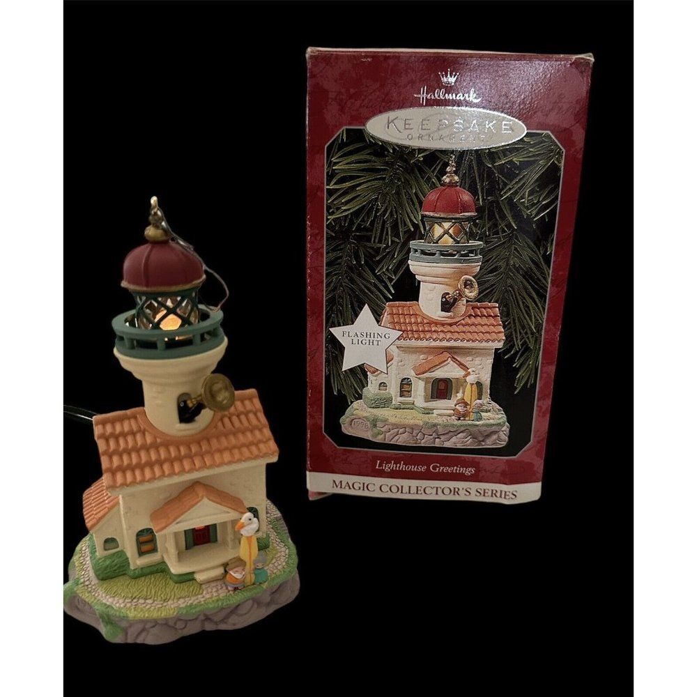 Vtg Hallmark Keepsake Christmas Ornament Lighthouse Flashing Light